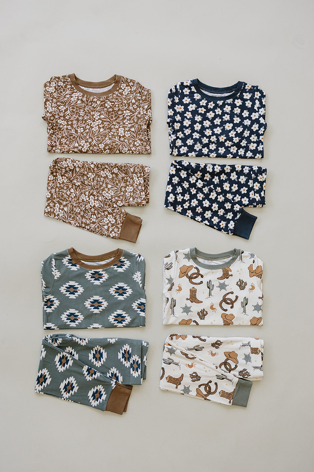 Southwest Aztec Ribbed Bamboo Cozy Set