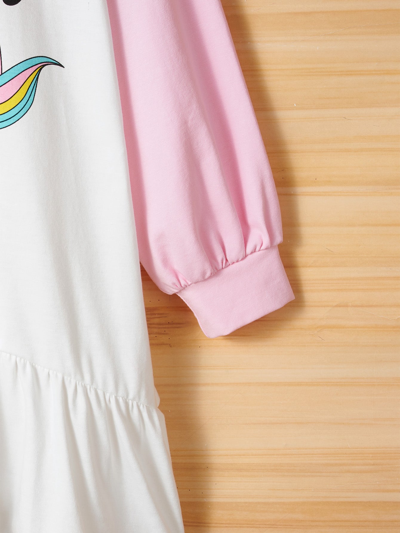 Girls Ruffle Hem Raglan Sleeve Hooded Dress