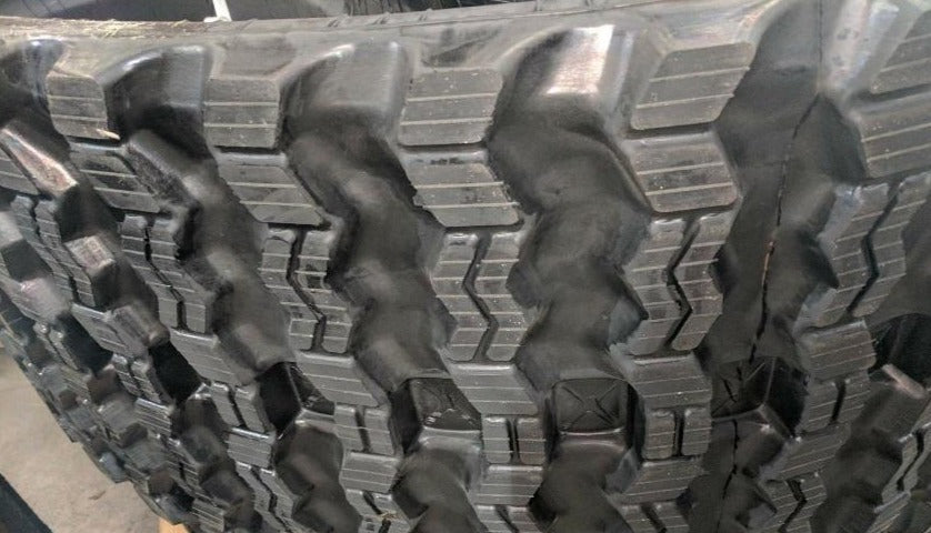 2 Rubber Tracks - Fits Bobcat S220 S250 S300 S330 883 450X86X60 Zig Zag Tread