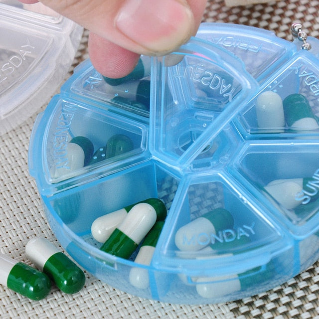 600ml 2 in 1 Pill Box Water Bottle 7 Compartments Medicine Organizer Drinking Portable