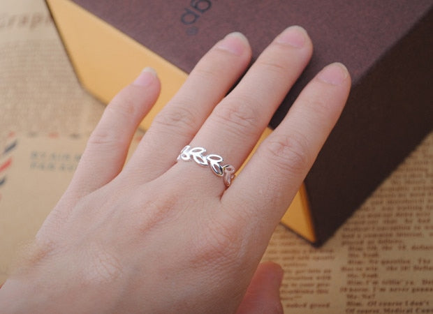 Bohemian Vintage 925 Sterling Silver Leaf Ring For Women Adjustable Size