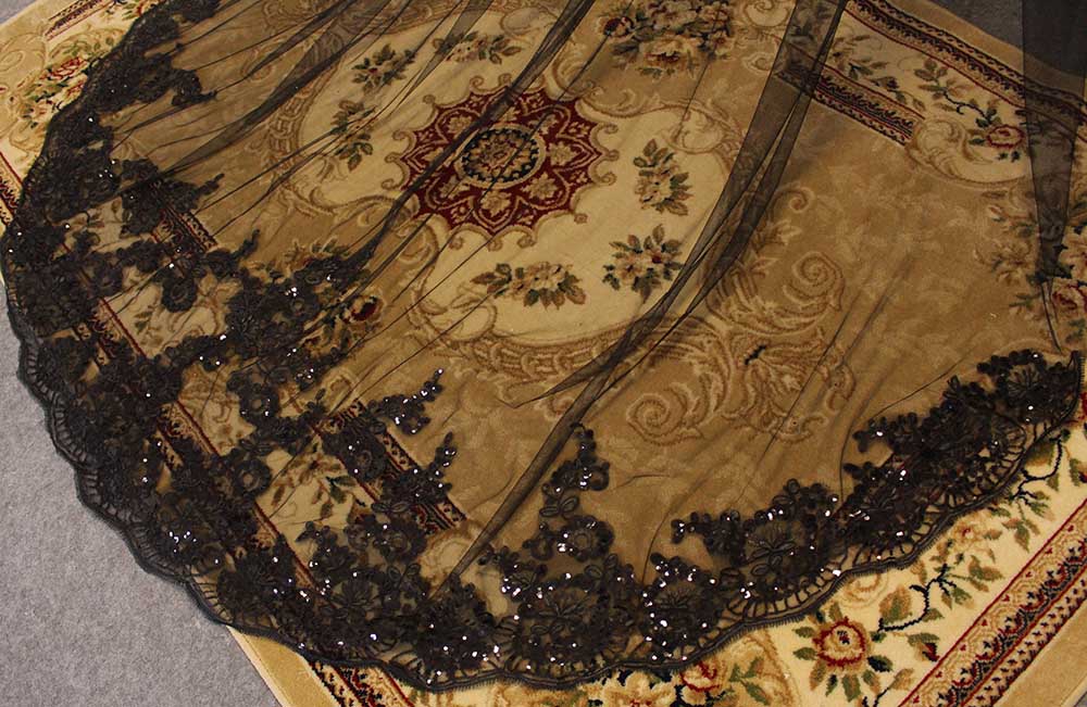 Cathedral Black Wedding Veil One Layer 3M