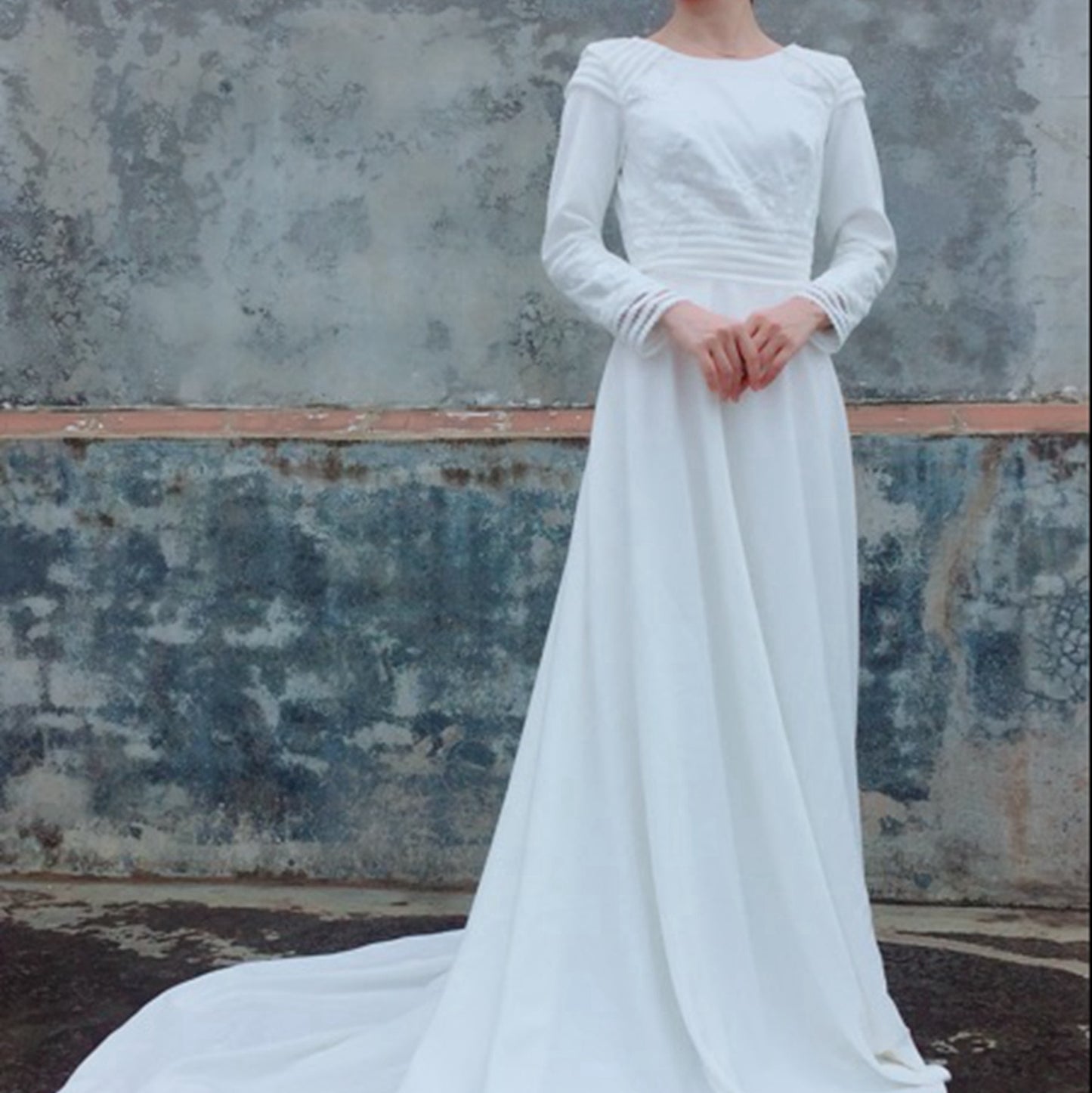 Simple Long Sleeve Plain Satin Wedding Dress Bridal Gown