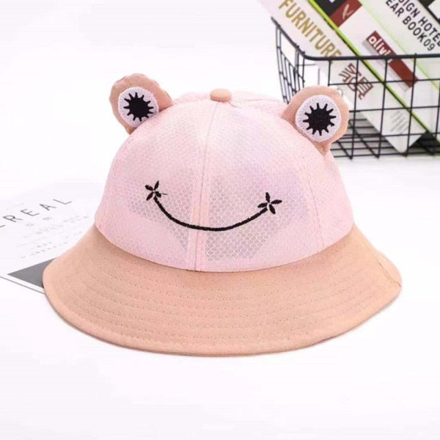 Womens Frog Bucket Hat