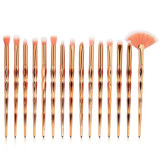 Diamond Shaped Makeup Brushes Powder Foundation, Eyeshadow, Blush Blending