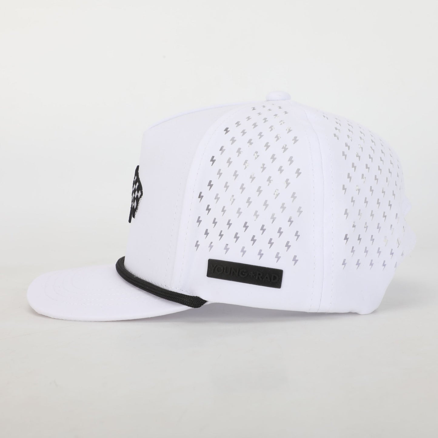 FINISH LINE WHITE ADVENTURE SNAPBACK // WATER-RESISTANT