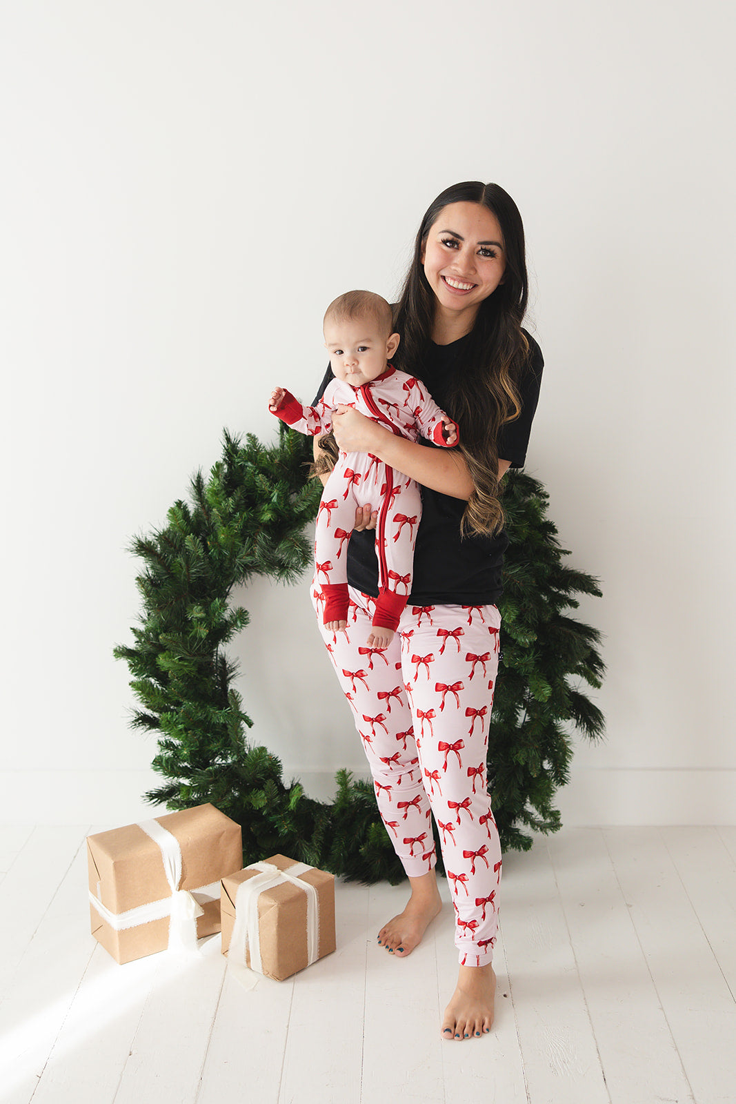 Red Bows - Women's Jogger