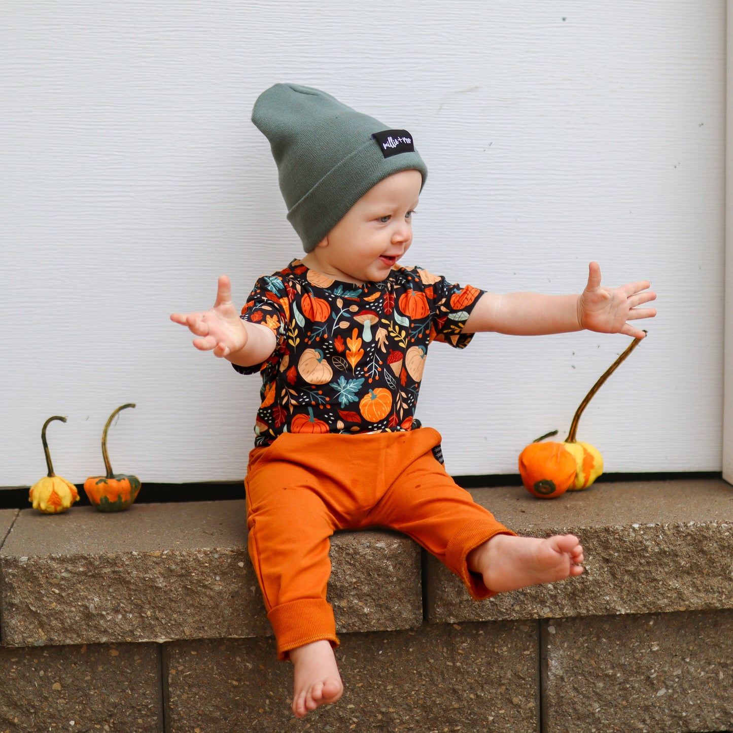 BAMBOO BASIC TEE- Pumpkin Leaves