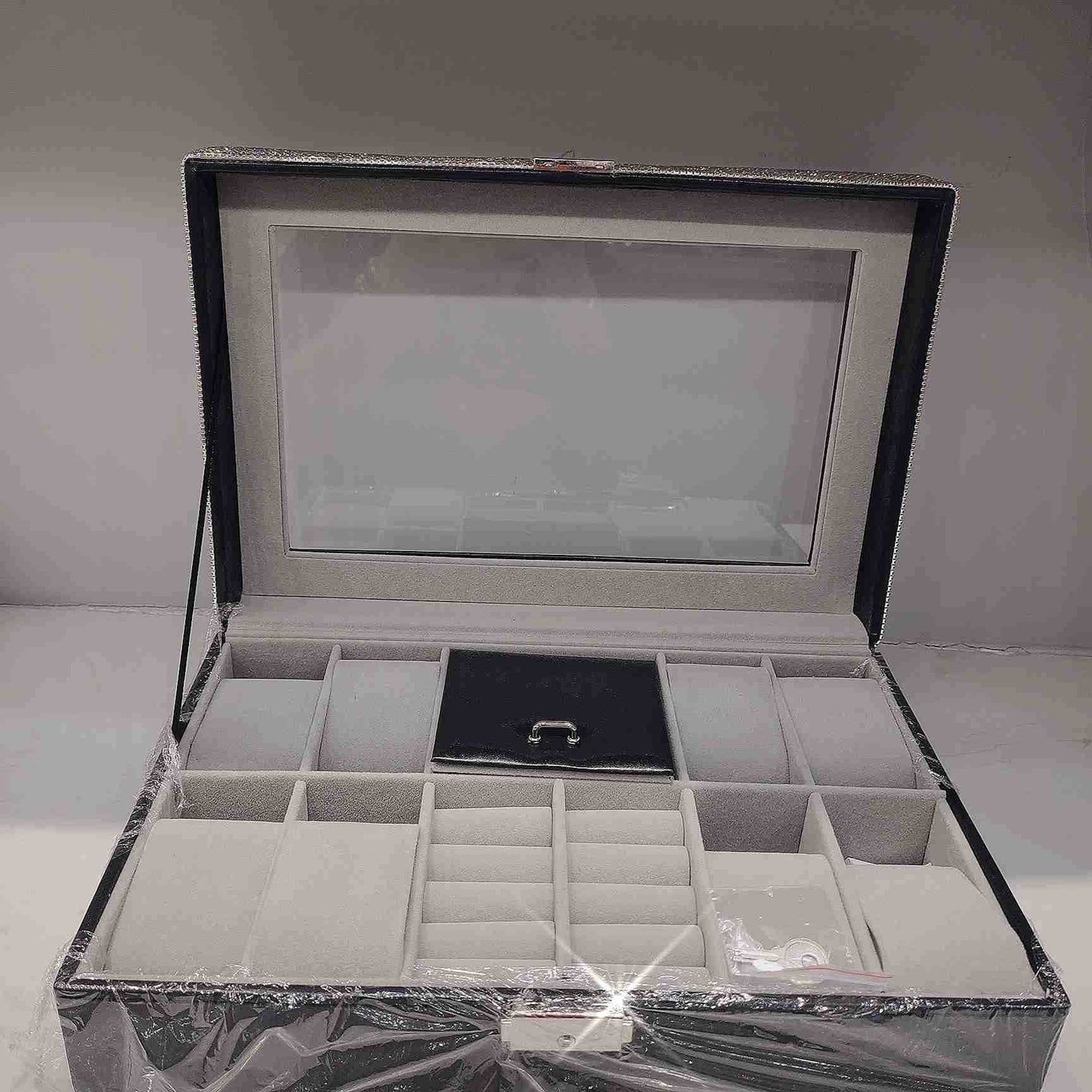 Sparkling Diamond Luxury Jewelry Storage Box