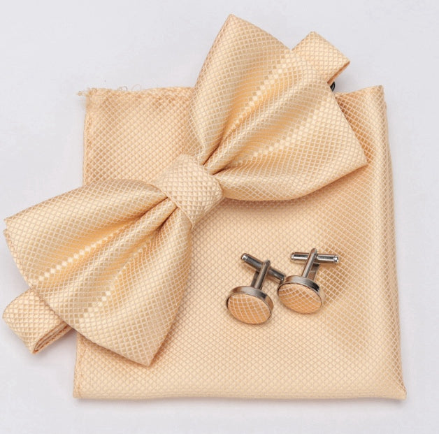 Mens Bowtie Cufflinks Hanky Set